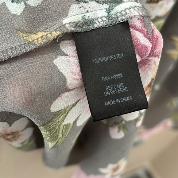 Women’s Plus Torrid Gray Floral Lexie Chiffon Babydoll Tunic Top Sheer Hi Low 1X - Picture 6 of 7